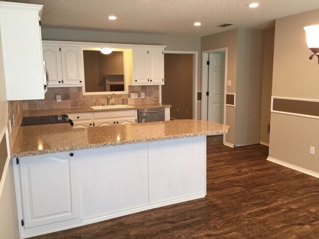 Building Photo - 3 Bed/ 2 Bath in Frenship LISD !