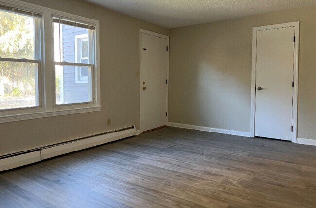 Building Photo - 10 Fruit St