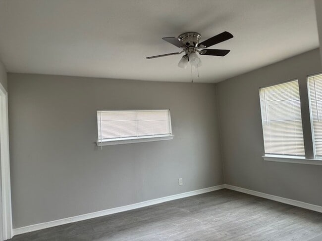 Building Photo - 50003 Del Ra Dr