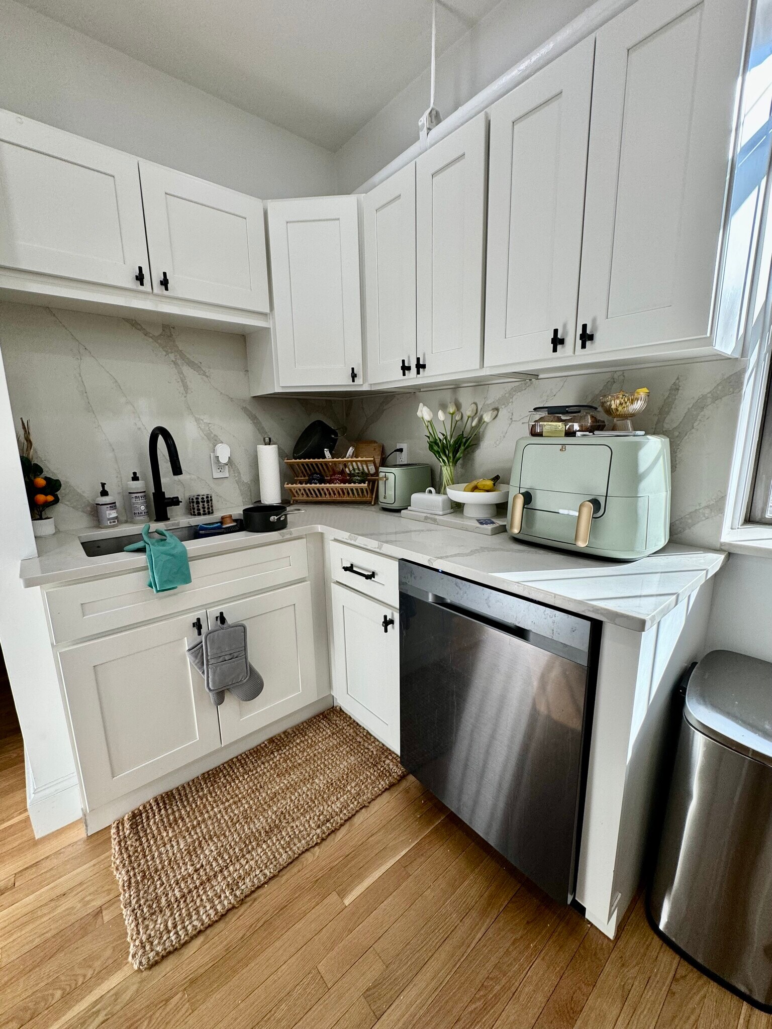 Building Photo - 1662 Commonwealth Ave