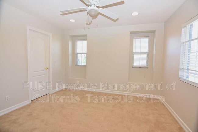 Building Photo - 23626 Applewood Pl