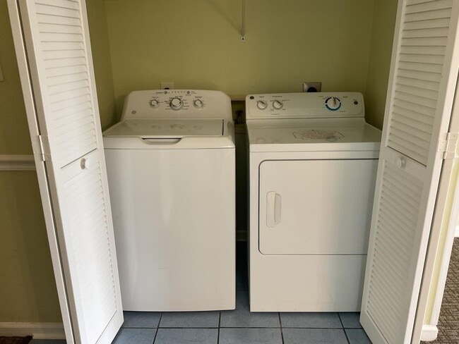 Building Photo - 206 Double Eagle Dr