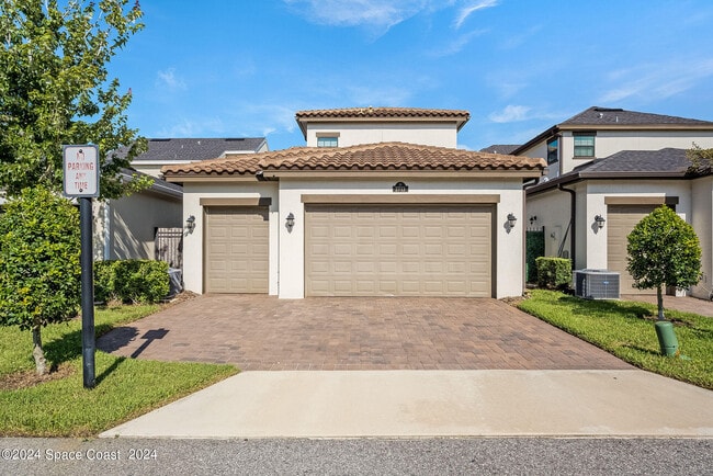 Building Photo - 2713 Rodina Dr