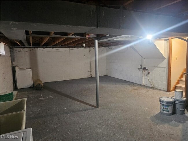 Building Photo - 6564 Arbordale Ave