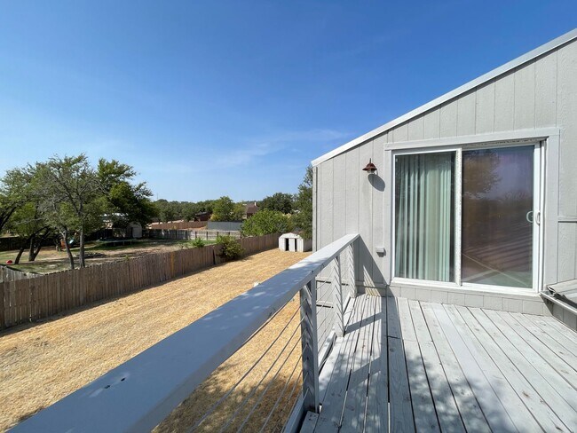 Building Photo - 3-Bedroom House on 1/2 an Acre for Rent in Killeen