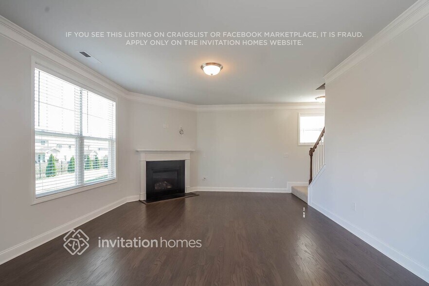 Building Photo - 7532 Poplar Meadow Ln