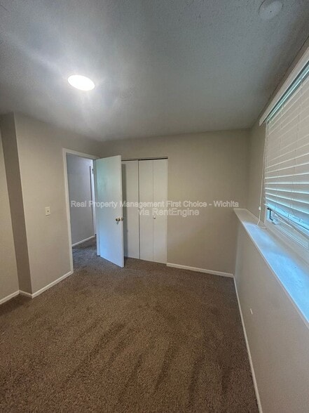 Building Photo - 3147 Brookfield Ct