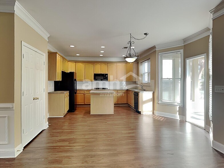 Building Photo - 1238 Wood Iris Ln