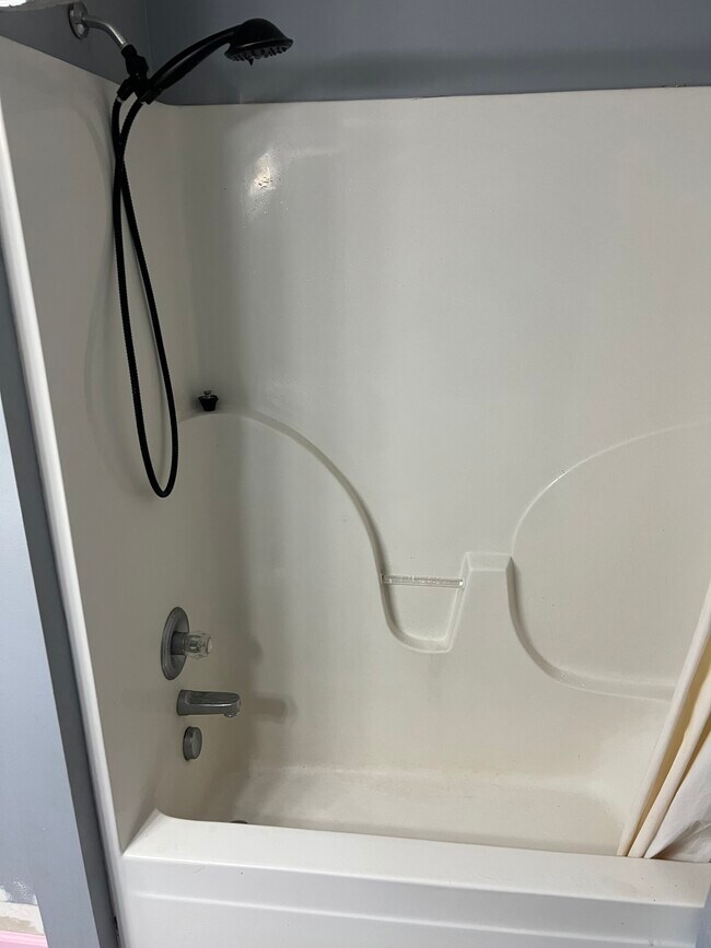 Building Photo - 1044 Cindy Jo Ct