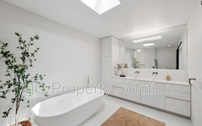 Building Photo - 1405 San Anselmo Ave