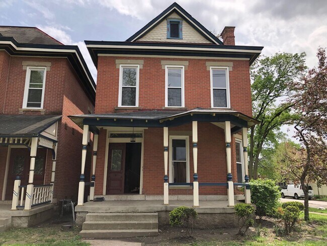 Building Photo - W King Ave 103-103.5 MLR