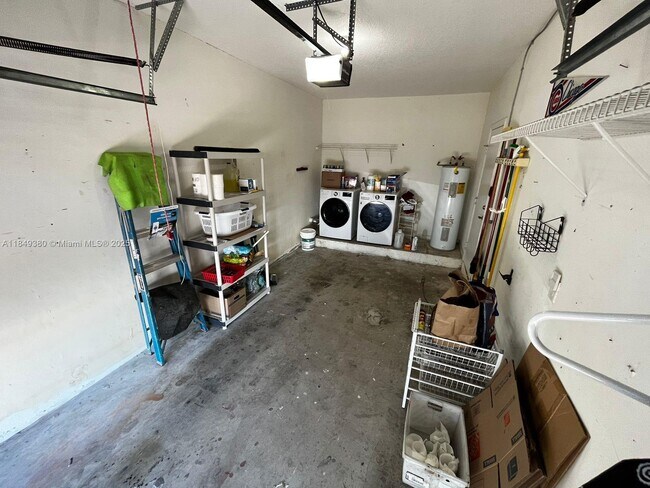 Building Photo - 16244 SW 95th St