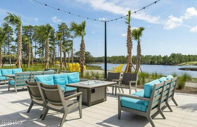 Building Photo - 8615 Sand dollar Dr