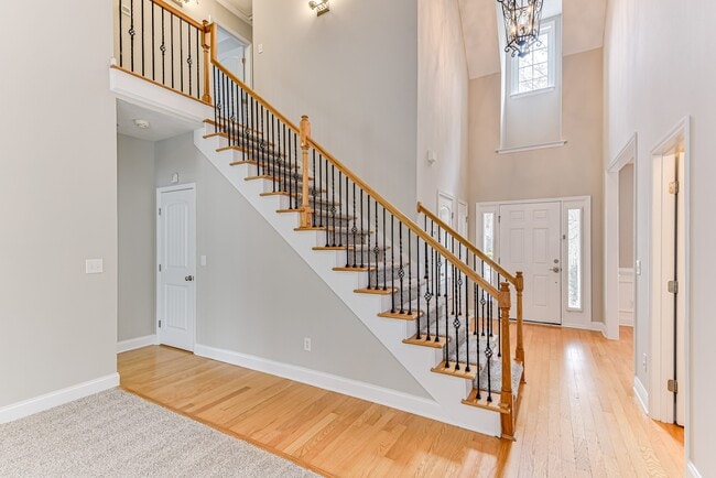 Building Photo - 4116 Chastain Dr