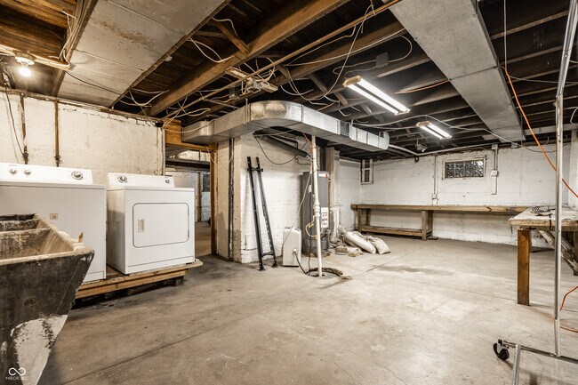 Building Photo - 640 Berkley Rd