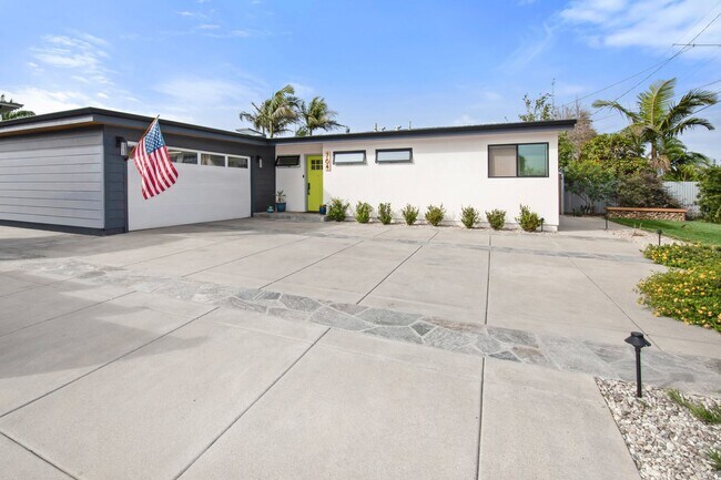 Building Photo - 764 4th St
