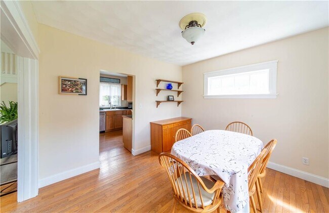 Building Photo - 283 Tidewater Dr