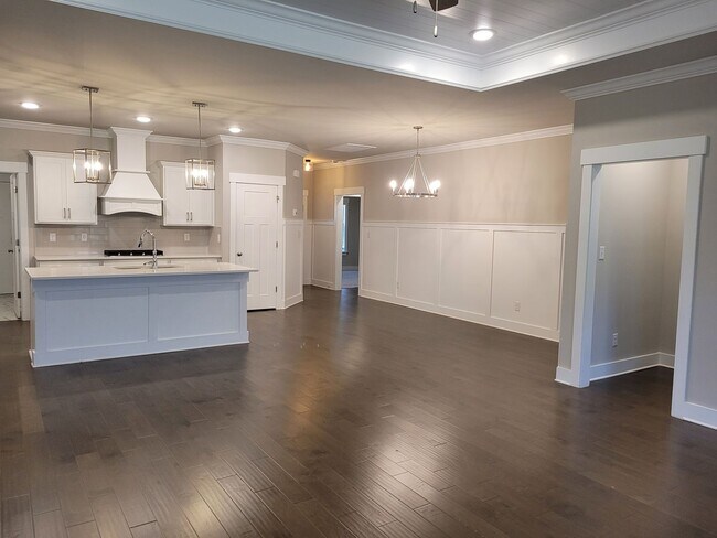 Building Photo - Zeirdt Road - Redstone Gate 7 - Toyato Field