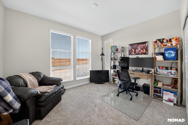 Building Photo - 15609 E Broncos Pl