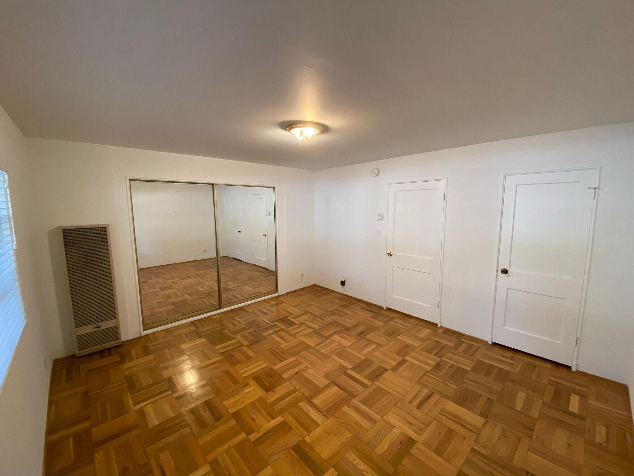 Bedroom - 5414 Village Grn