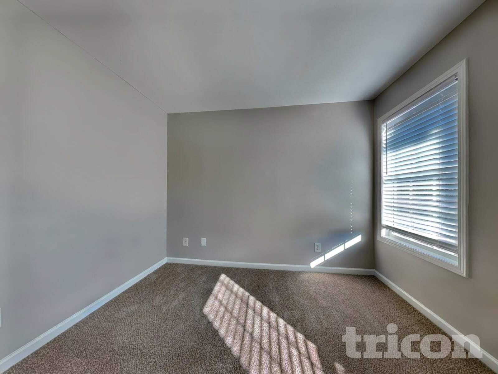 Building Photo - 3540 Stoney Creek Way