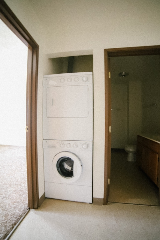 Building Photo - 1200 W Campus Dr