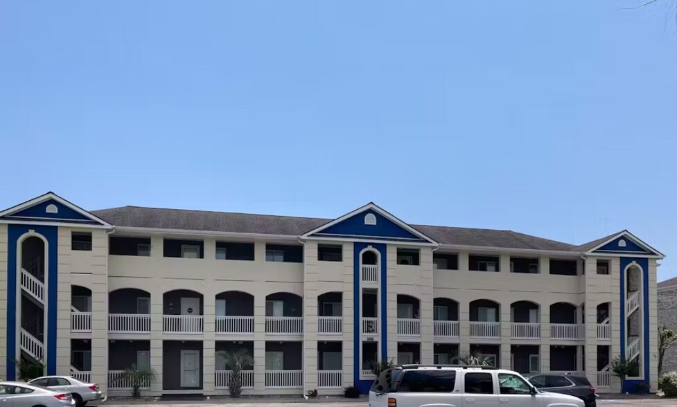 Building Photo - 4522 N Plantation Harbour Dr