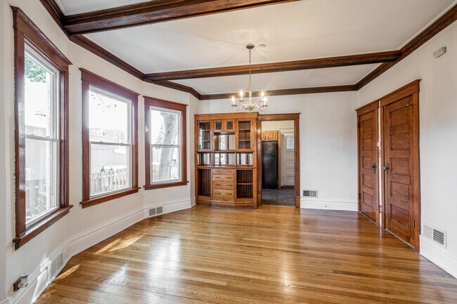 Building Photo - 3714 Grand Blvd