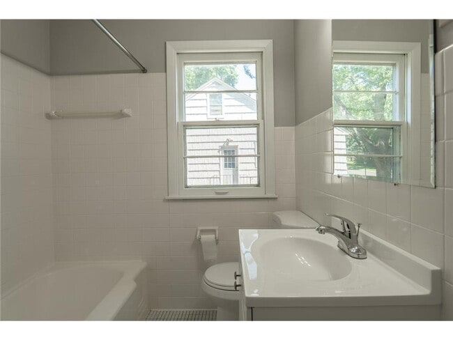 Building Photo - 3708 Xenia Ave N