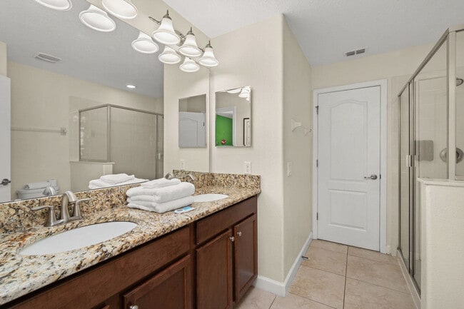 Building Photo - 1429 Wexford Way