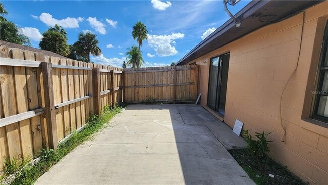 Building Photo - 2211 Margarita Ct