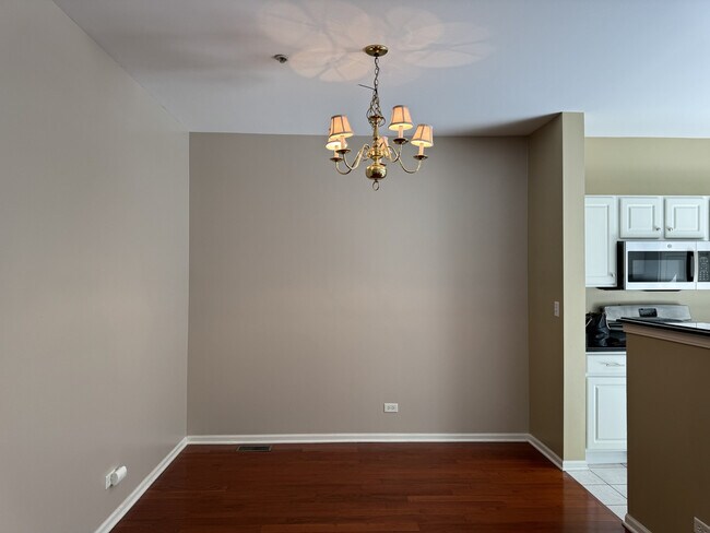 Building Photo - 74 Tanglewood Dr