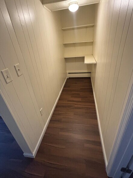 Closet - 1607 S Olden Ave