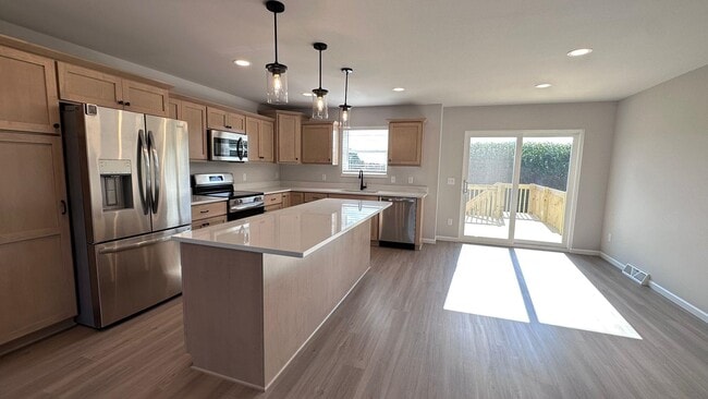 Building Photo - 7647 Stones Throw Dr