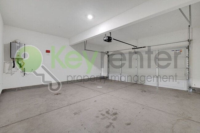 Building Photo - 4093 Southampton St