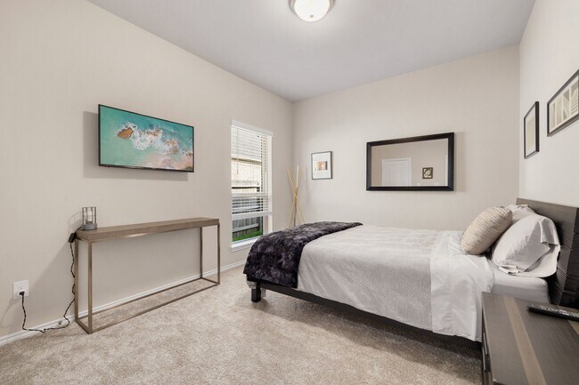 Building Photo - 23039 Birchwood Valley Ln