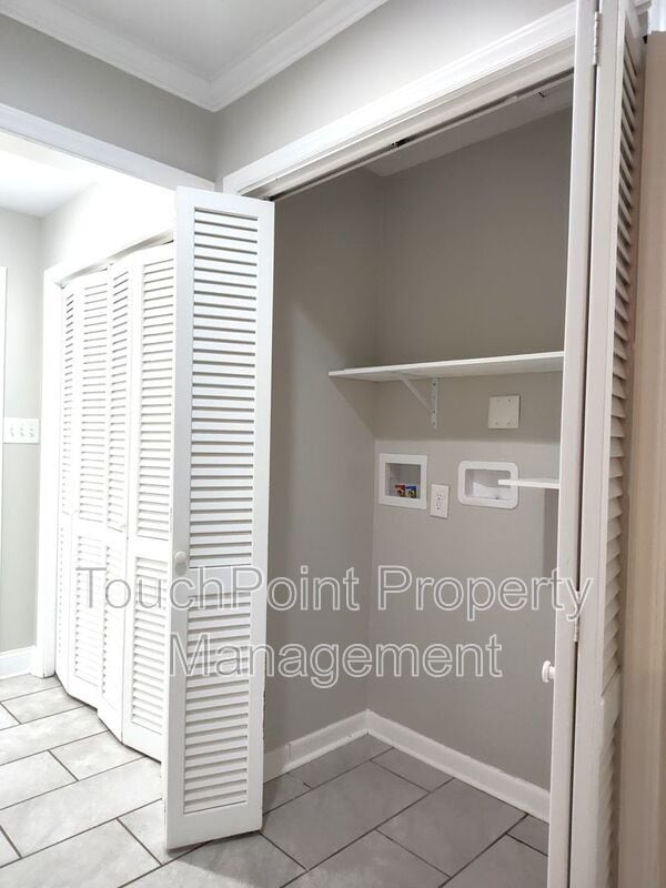 Building Photo - 1100 Norland Rd