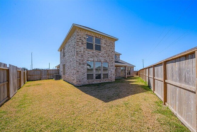 Building Photo - 4046 Colony Ln