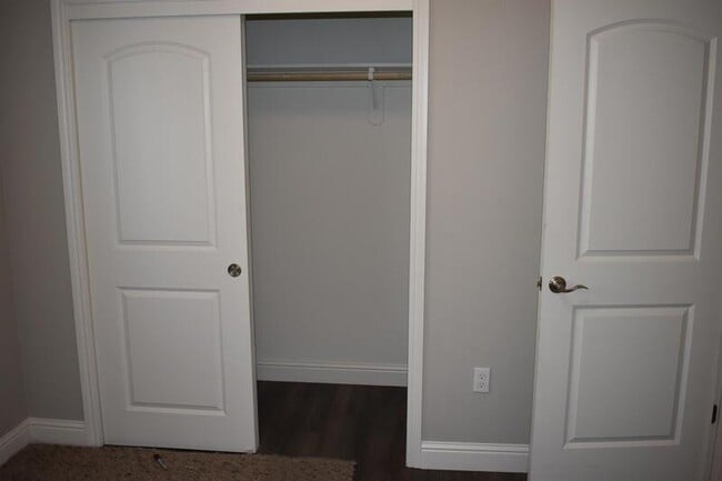 Building Photo - 4364 Wickson Pl