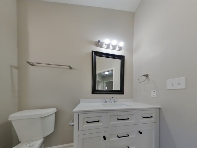 Building Photo - 3114 Kelling St