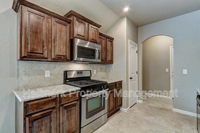 Building Photo - 1549 SW 96th St