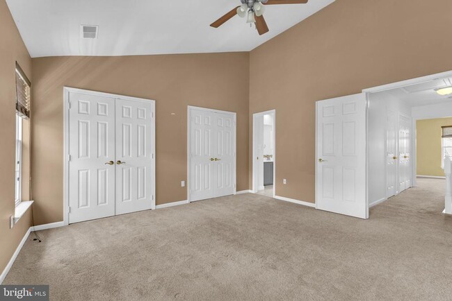 Building Photo - 5937 Kirkcaldy Ln