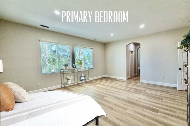 Building Photo - 2566 Pearblossom St