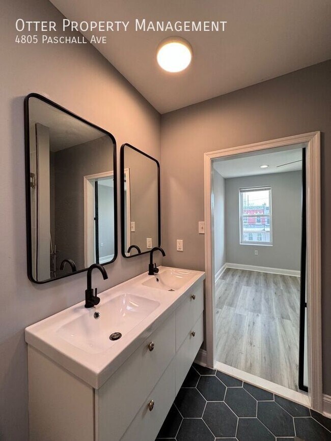 Building Photo - 4805 Paschall Ave