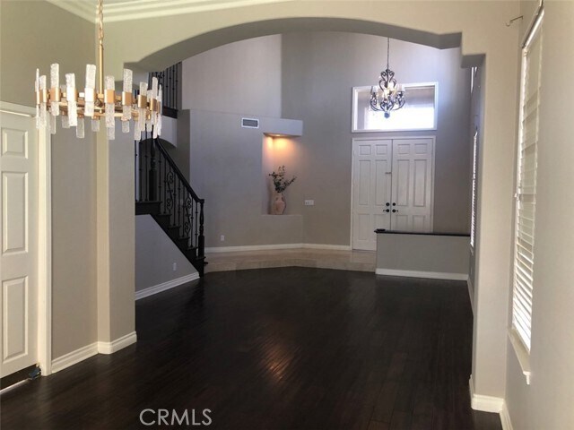 Building Photo - 27452 Avanti Dr