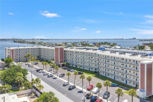 Building Photo - 5575 Gulf Blvd