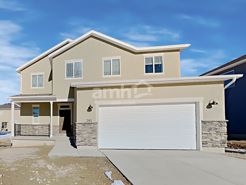 Primary Photo - 2411 E Buckskin Way