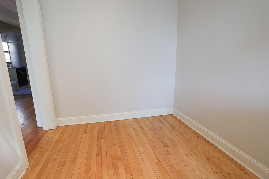 Building Photo - 2311 N Rockwell St