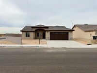 Building Photo - Almost New 3-Bedroom, 2-Bath Home for Rent in Bienestar 12!