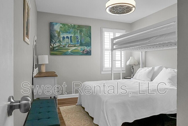 Building Photo - 733 Ralston Ct